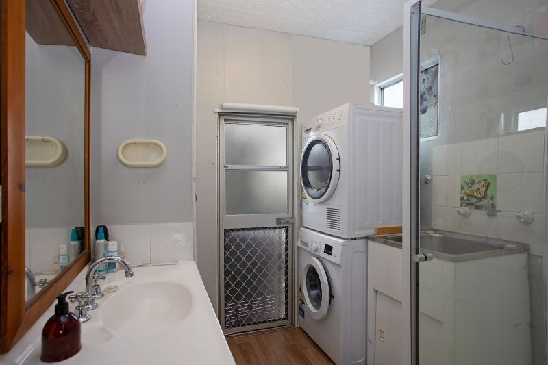 Vibrant Two Bedroom Home with Alfresco