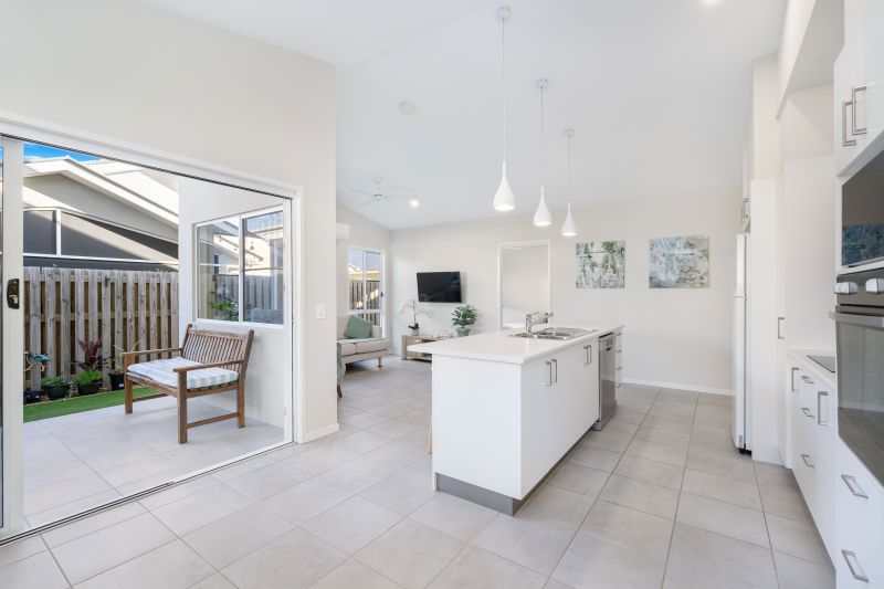 Simplicity & Style – Elegant Two-Bedroom Home with Study