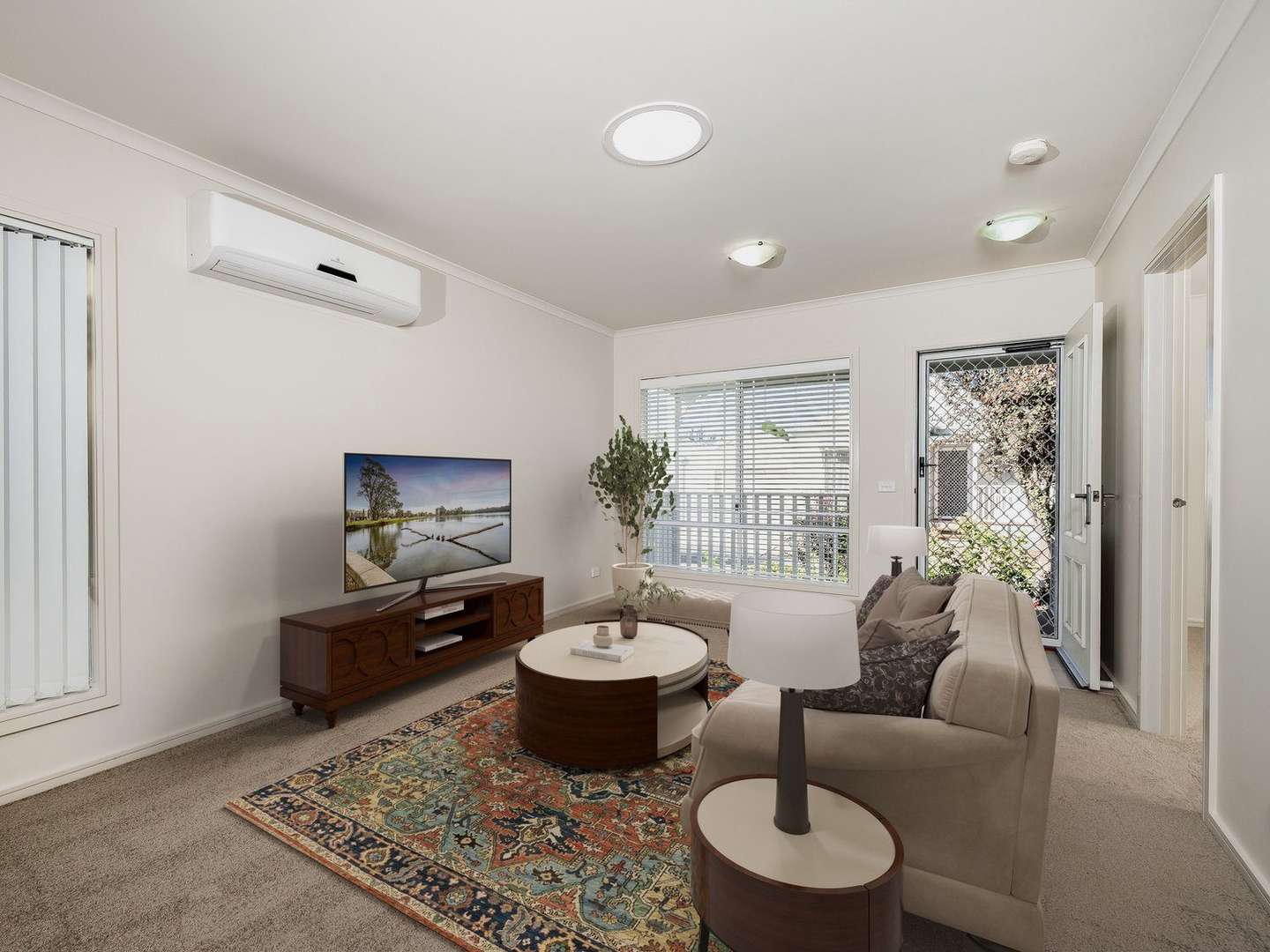 Lifestyle Communities Shepparton - Beautiful home with a secret rose garden
