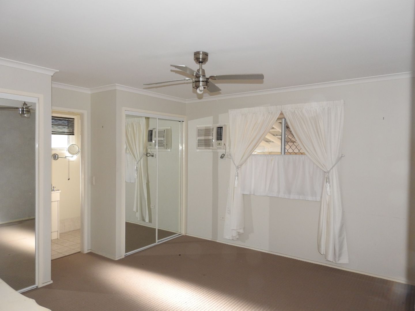 Delightful 2 Bedroom, close to the Clubhouse.