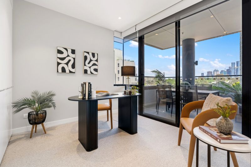 Enjoy Effortless Retirement Living in a Modern 3-Bed Carlton Apartment