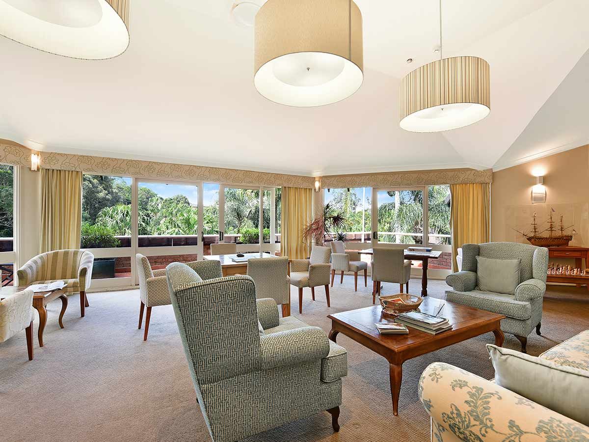 Beautiful two-bedroom unit with an elevated and sunny location 