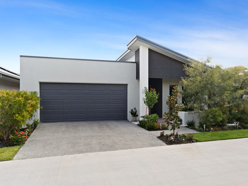 A Rare Position overlooking the Village Green