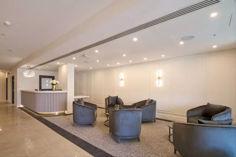 North-facing 2-bedroom apartment with views!