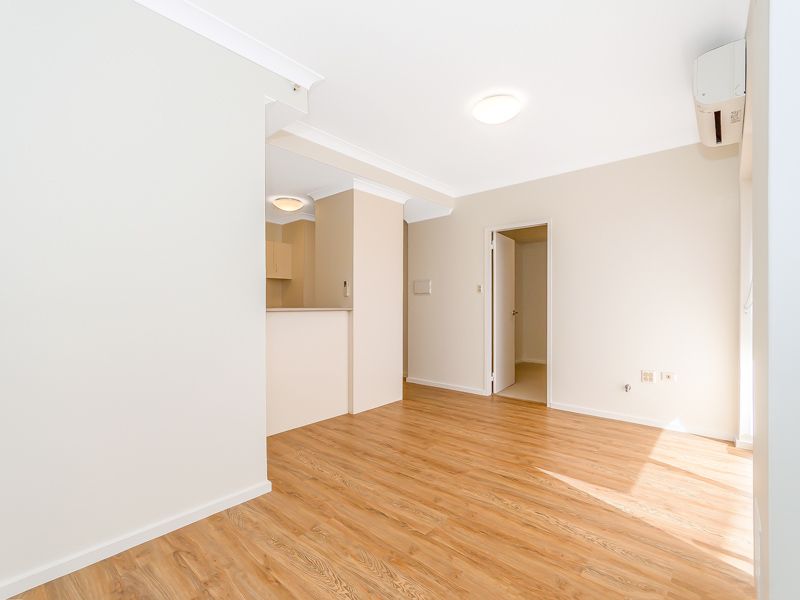 A sun-filled one-bedroom apartment - Price is hard to believe!  Last 1 bedroom apartment available at Moline Village 