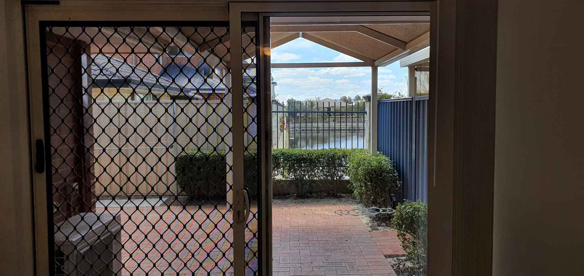 A Perfect Cottage By the Lake in a Cul-de-Sac Location - Unit 11