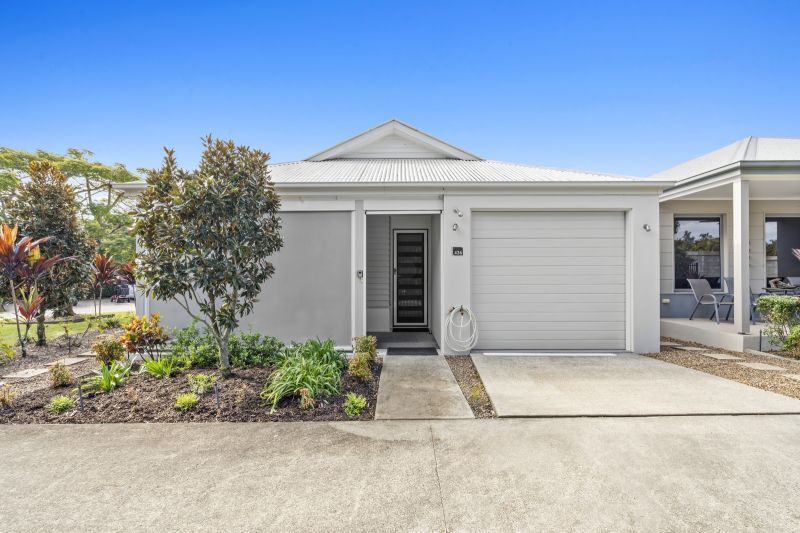 Stylish, Peaceful Living – Modern Inclusions