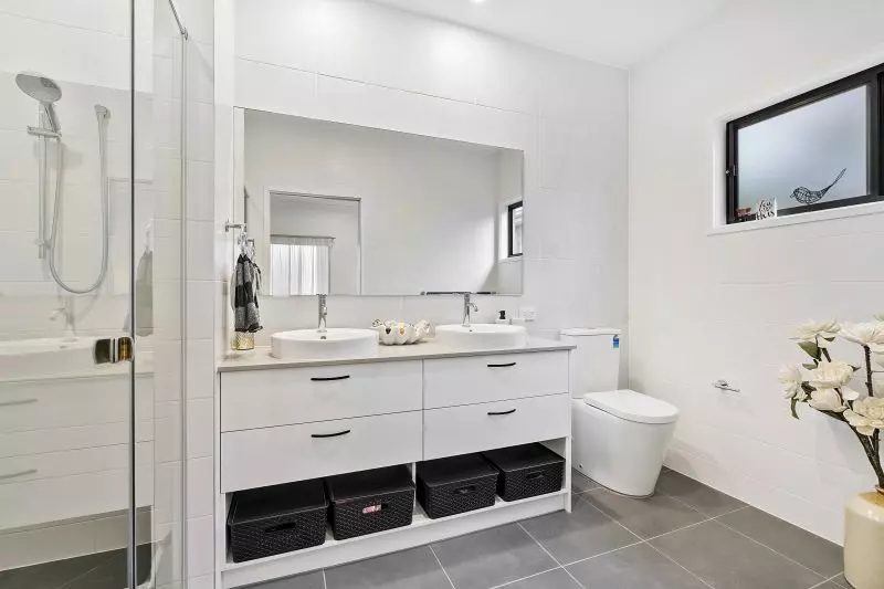 Site 108 - Established Avoca