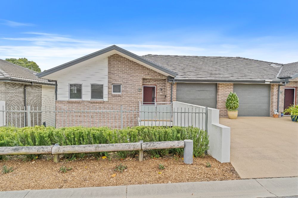 181/100 Gilchrist Drive, Macarthur Gardens