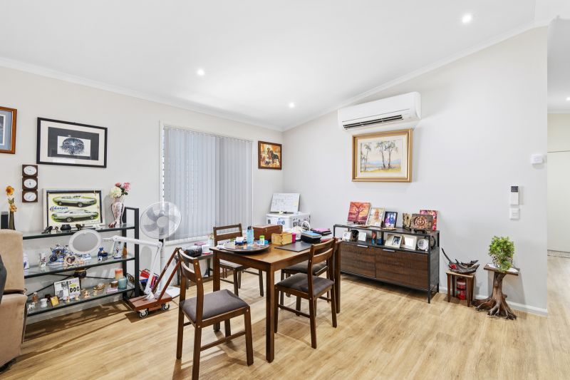 Effortless Living - Close to 19th Hole Clubhouse!