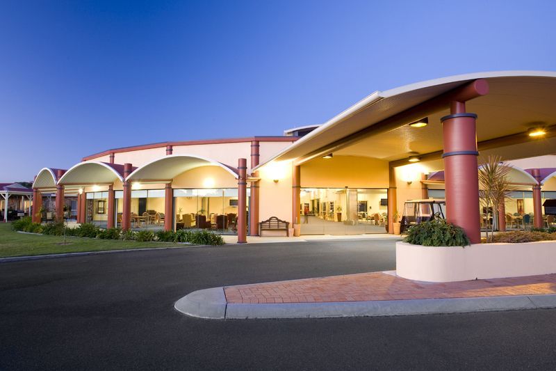 1 Bedroom + Sunroom and QLD room. North facing Lounge.