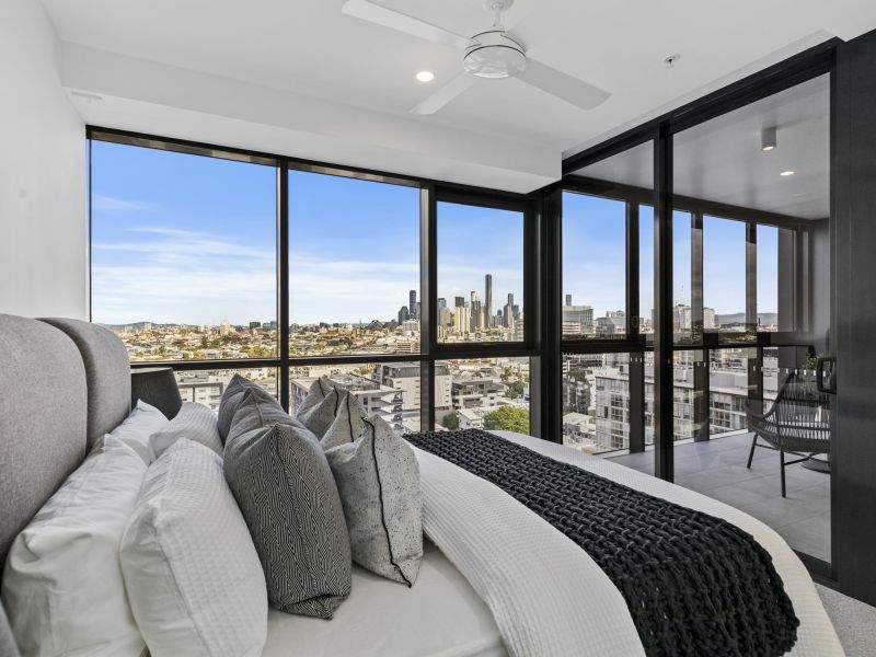 Bright, breezy and luxurious two-bed apartment