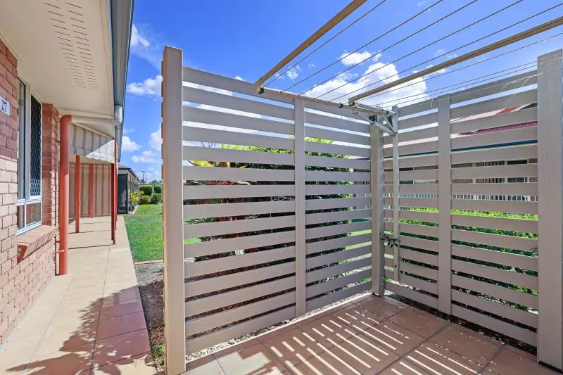 A Connected Lifestyle in a Quiet Village Pocket