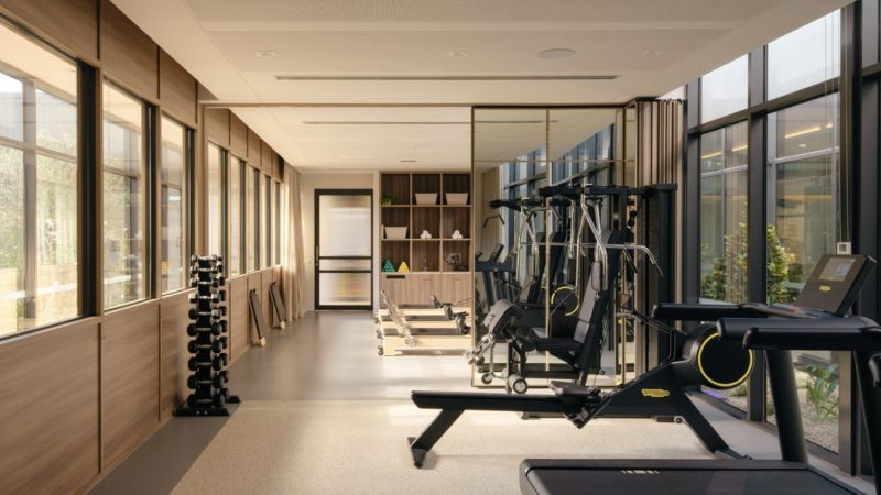 Prime Clubhouse position, perfectly designed