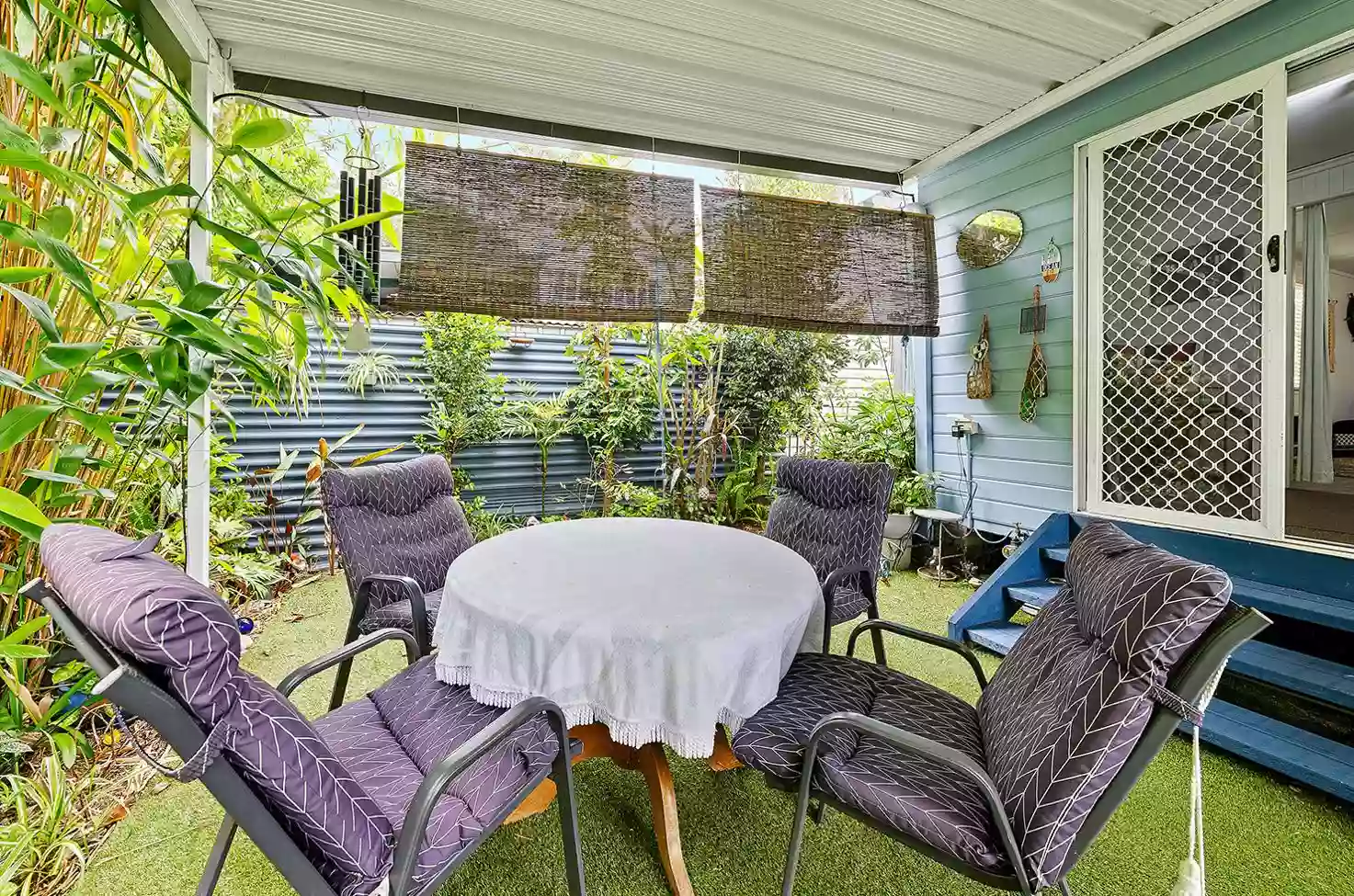 Fabulous Covered Outdoor Living Area - Hampton Style Decore - So Much Space 