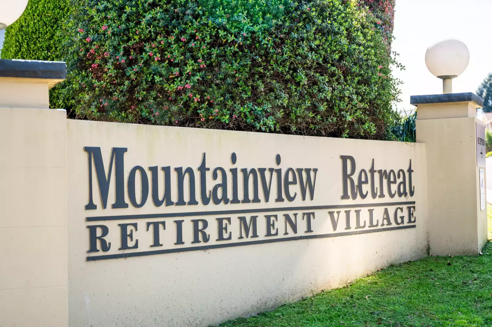 Ground Floor Retirement Unit with Garage 