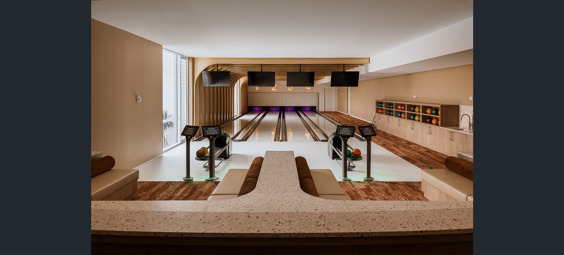 Palm Lake Resort Pelican Waters