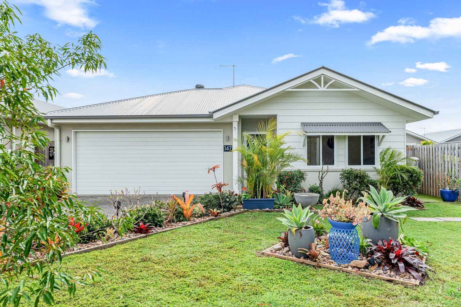 Beautifully Presented Home with Waterway Views