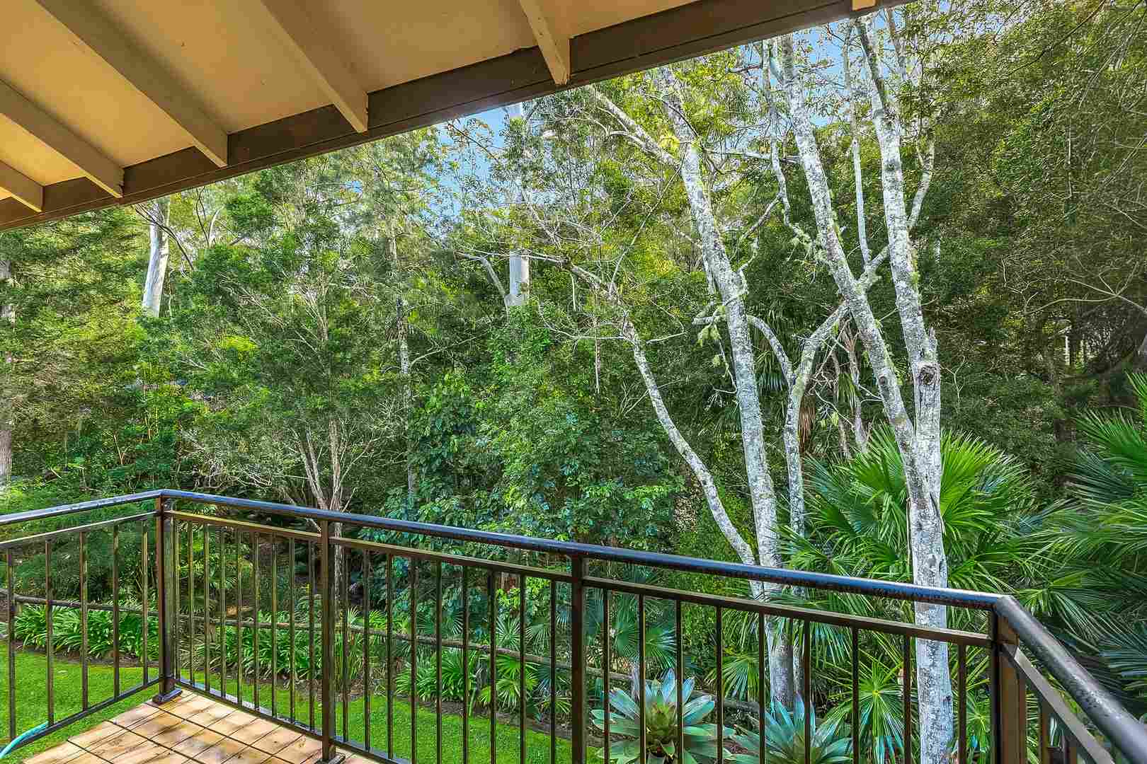 Modern Styling, Close to Village Amenities