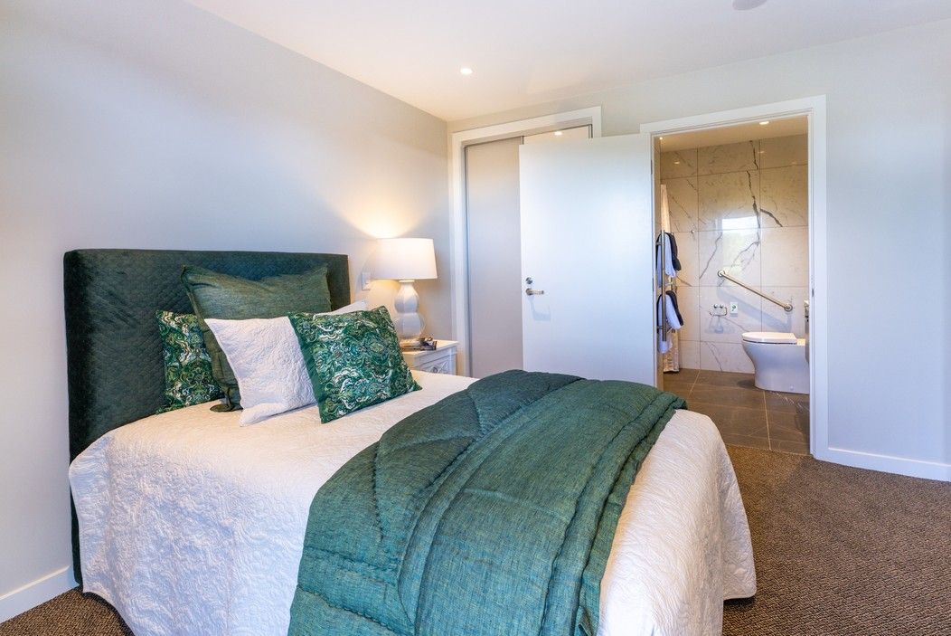 Top-Floor Views to the Dandenong Ranges