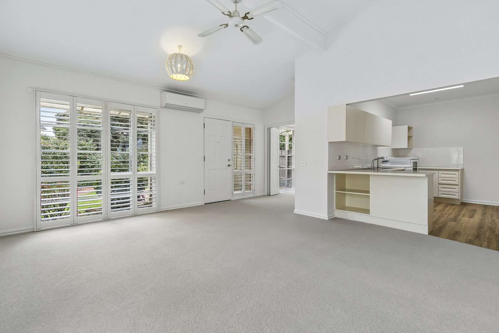 Light, Spacious and Ready to Love - Unit 20 Fiddlers Green