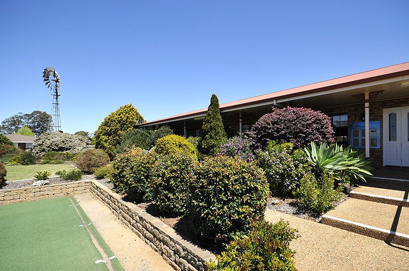 Spacious, Stylish and Fantastically Located