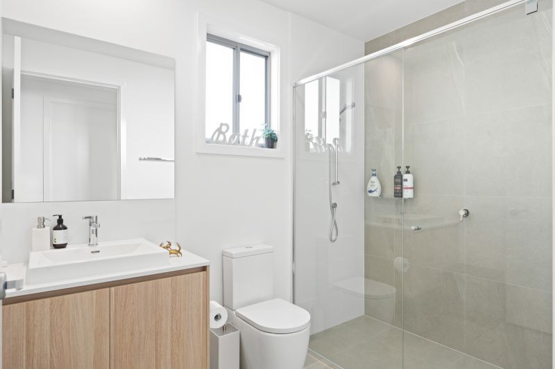 Entertainers Dream: Near New Home