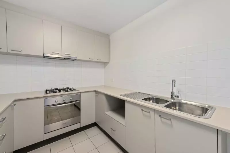 Top Floor With Park Views