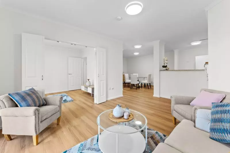 Three Bedroom Retirement Home, Don't Miss Out.....