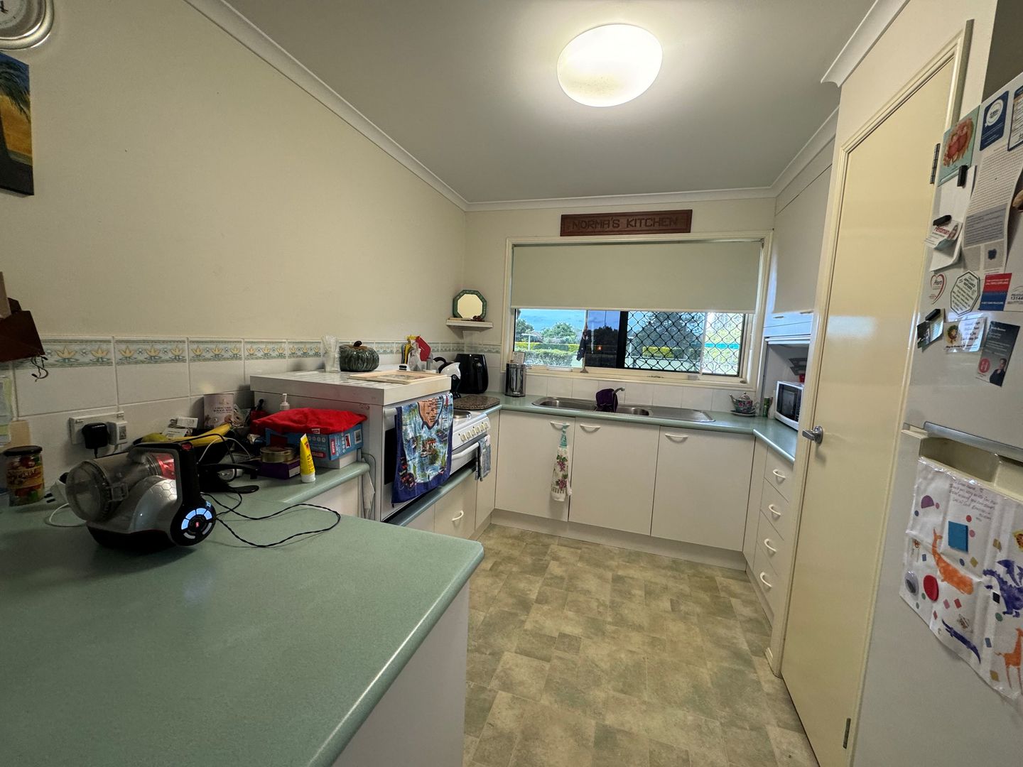 Retire in Peace & Quiet - Overlooking the Lawn Bowls Green