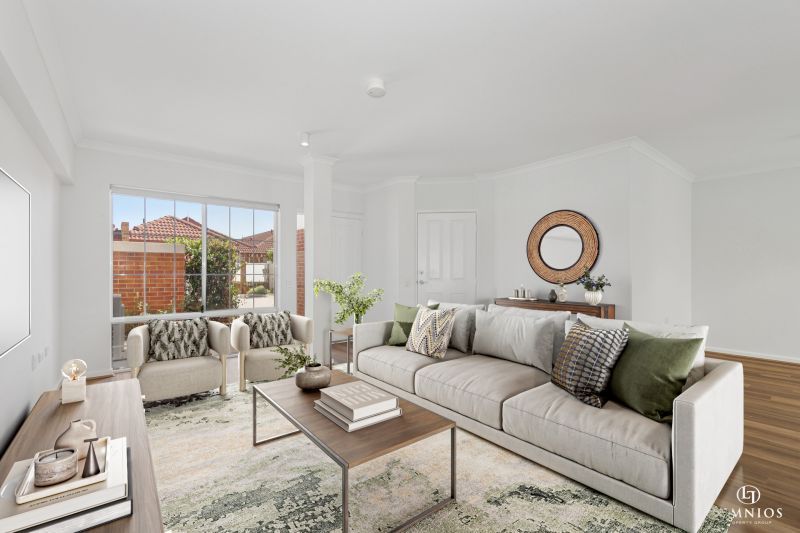 Light Filled North Facing Courtyard Villa