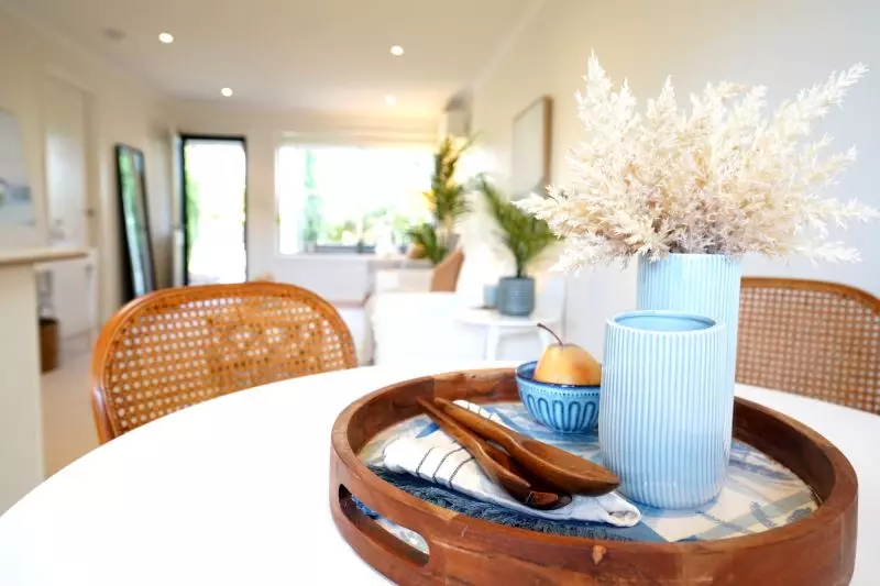 DEPOSIT TAKEN - Lovely, light & bright 1br unit at Morven Manor