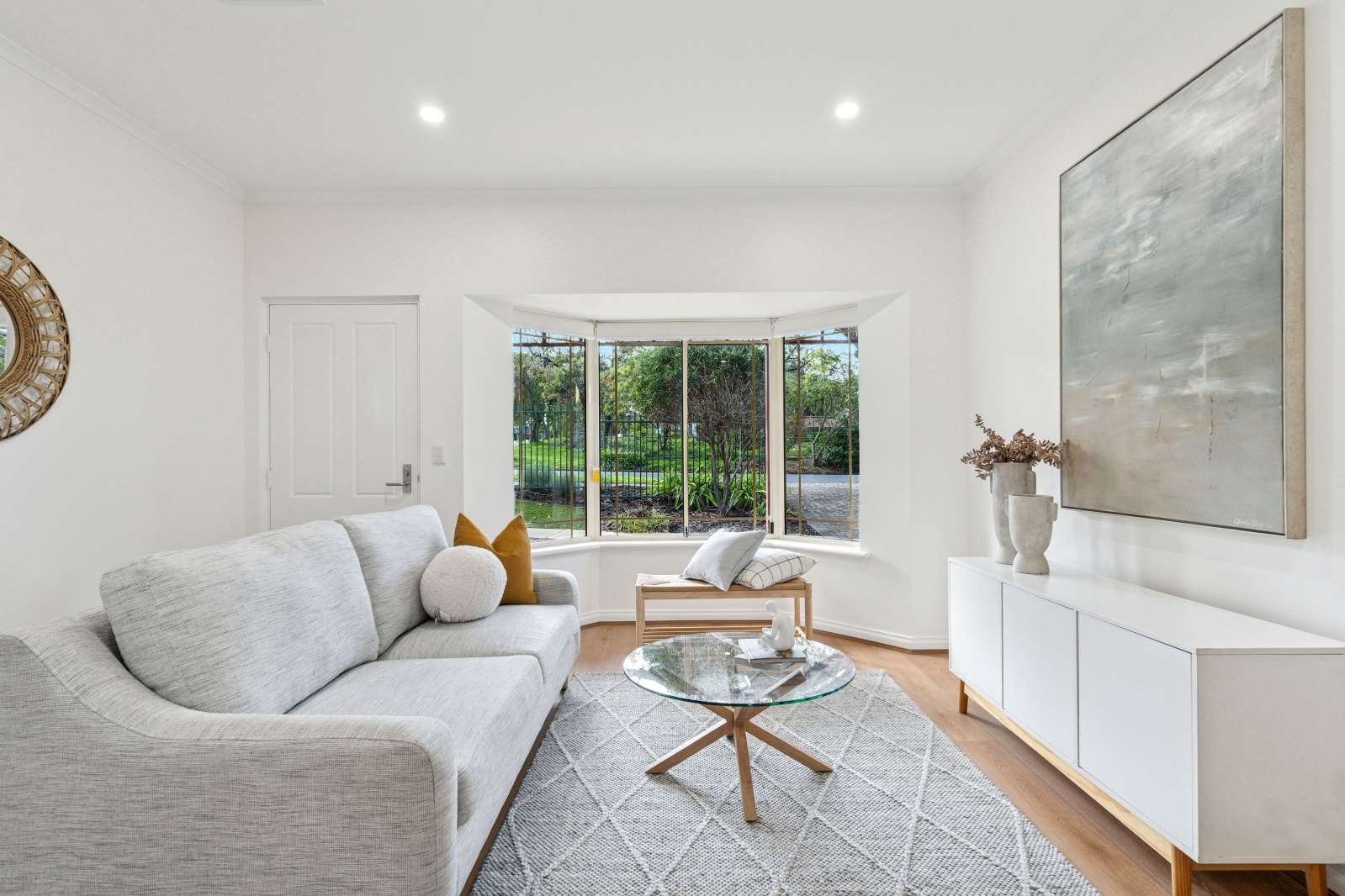 Fully renovated 2-bedroom Villa with stunning leafy views out to the sea