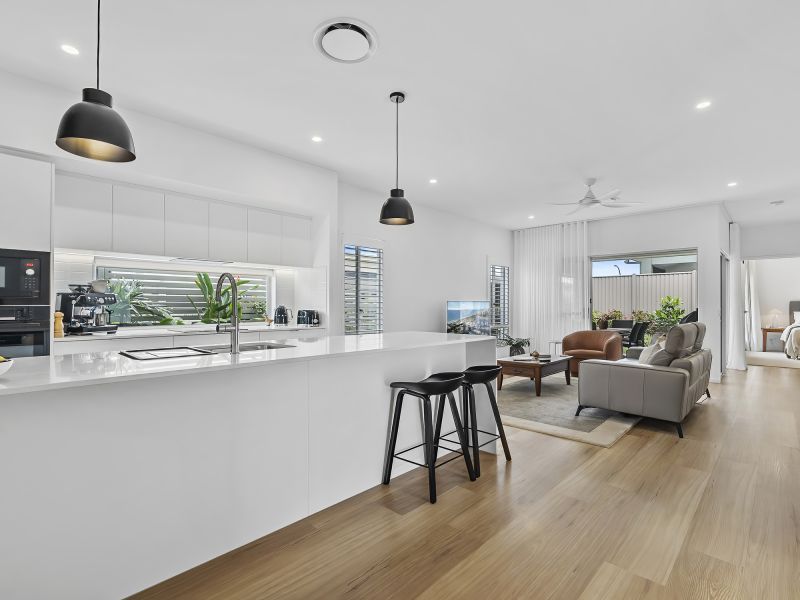 Site 28 - Established Bronte H12