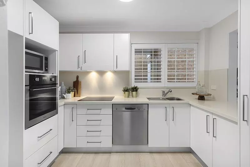 Ideally located, beautifully presented ground floor sunny unit just a stroll to the clubhouse.