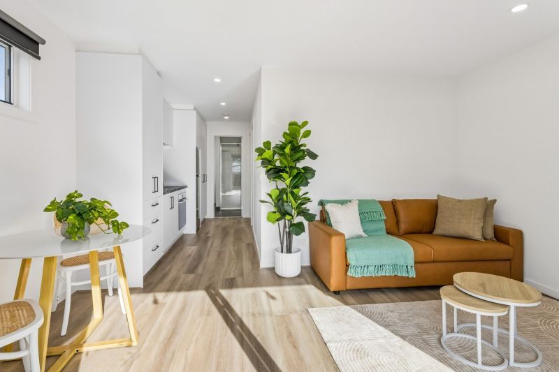 Move Straight In and Enjoy