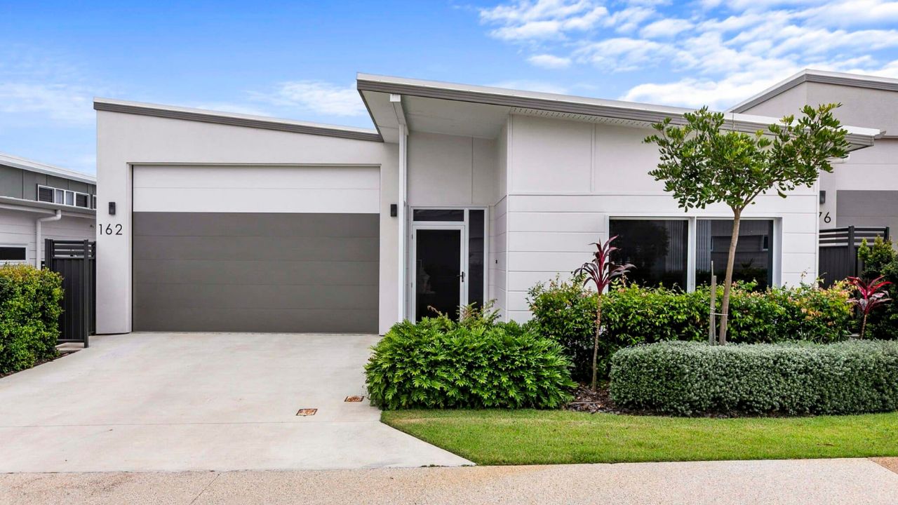 Home 162: Davidson