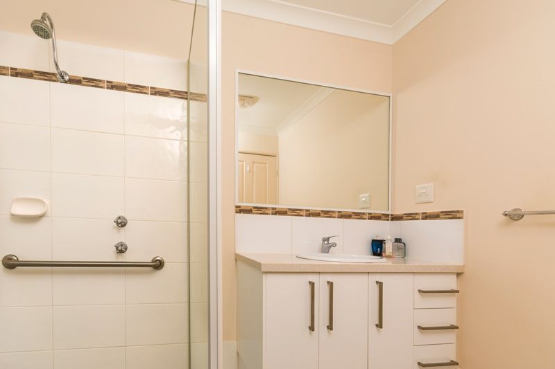 Beautiful Retirement Villa !