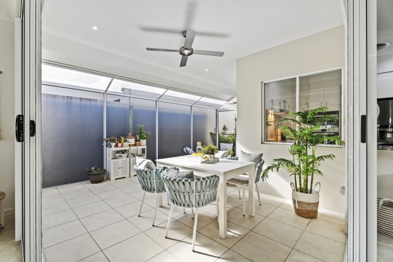 Bright, Spacious Home with Alfresco Living