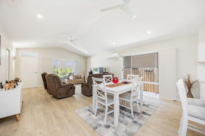 Bespoke Modern Home – Move-In Now - Ready for Effortless Living!