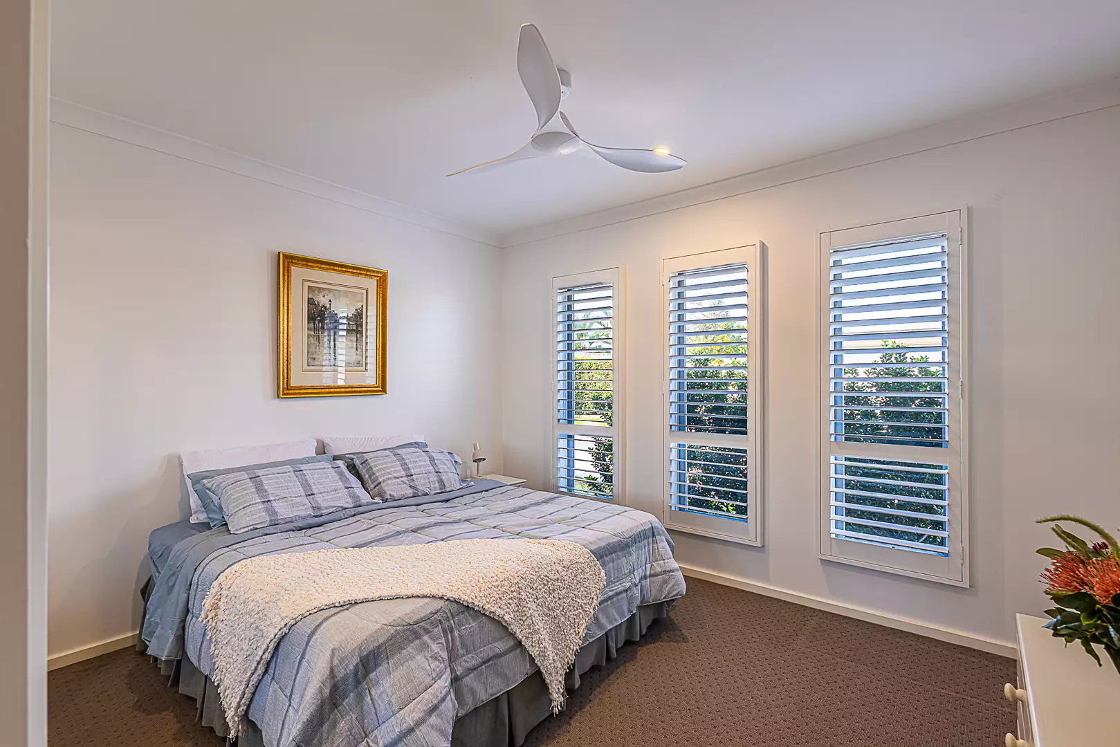 Palm Lake Resort Fern Bay - Beautifull home with a wow factor