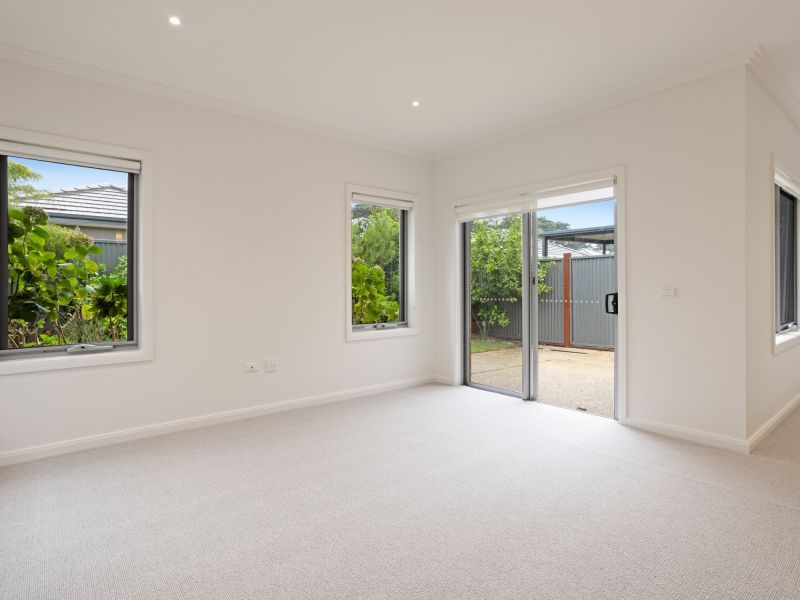 AVAILABLE NOW - 'The Springs' 3bedroom & single garage