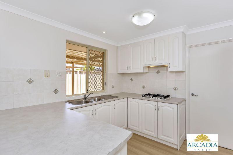 ARCADIA WATERS MANDURAH - Light & Bright Modern 3 Bedroom Home
