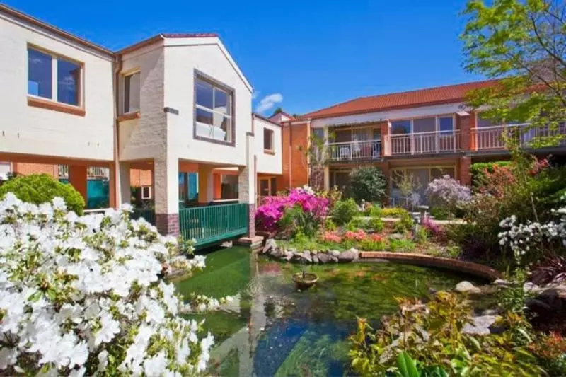 Beautifully renovated 1 bedder with a North facing balcony and complete privacy