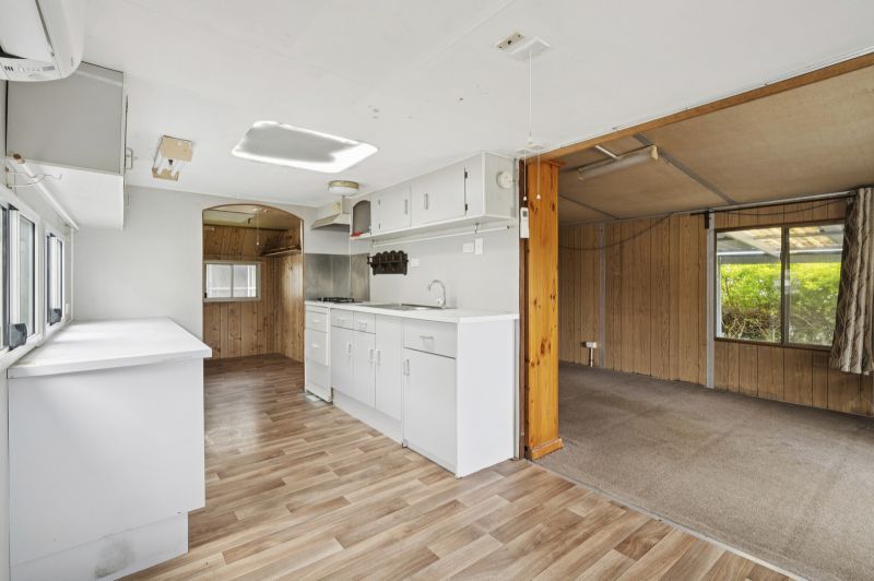 Perfect Downsizing Opportunity in a Great Location