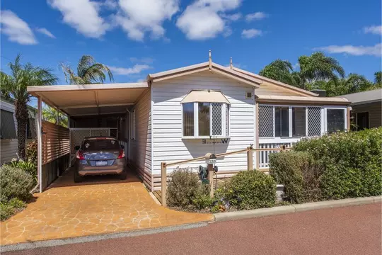 Riverside Gardens Estate - Site 122