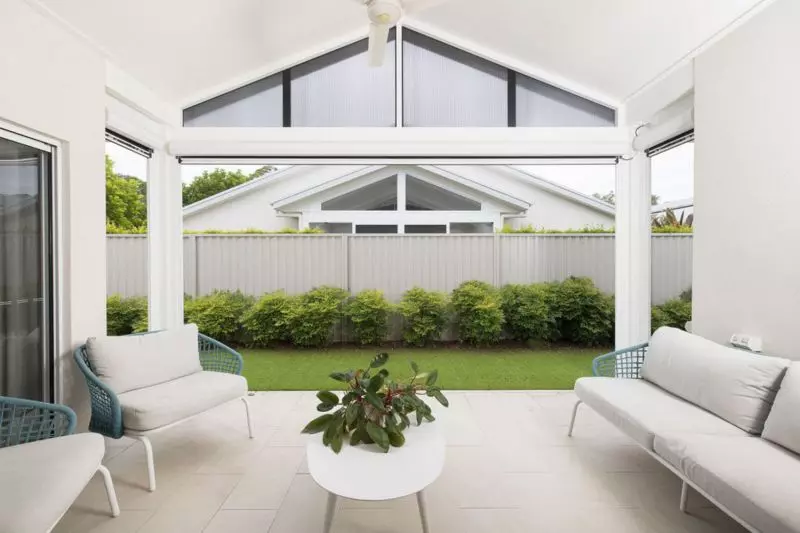 Premium Lifestyle - Private Corner Vantage