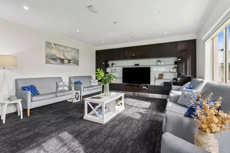 One-bedroom with private courtyard + bushland outlook