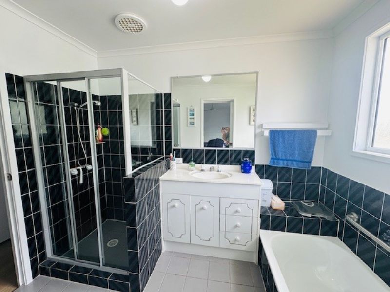 LOVELY STREET APPEAL