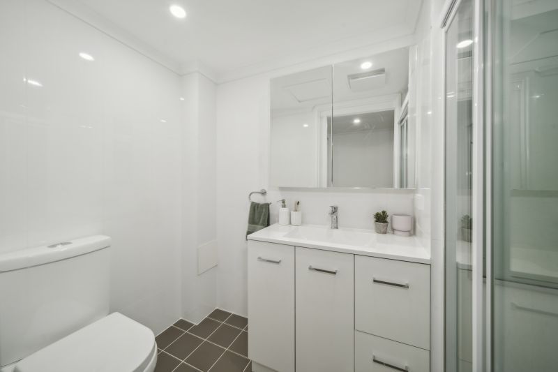 Large one-bedroom apartment